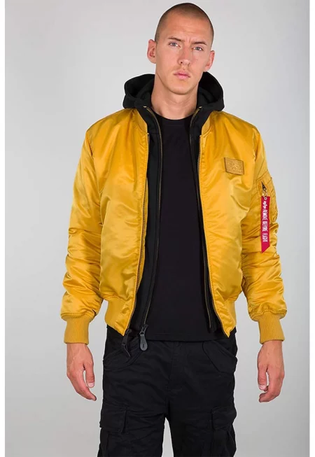 Яке бомбър с джобове с капси