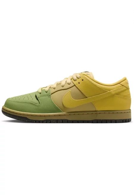 Маратонки  SB Dunk Low PRO WC 42 Маратонки Зелени