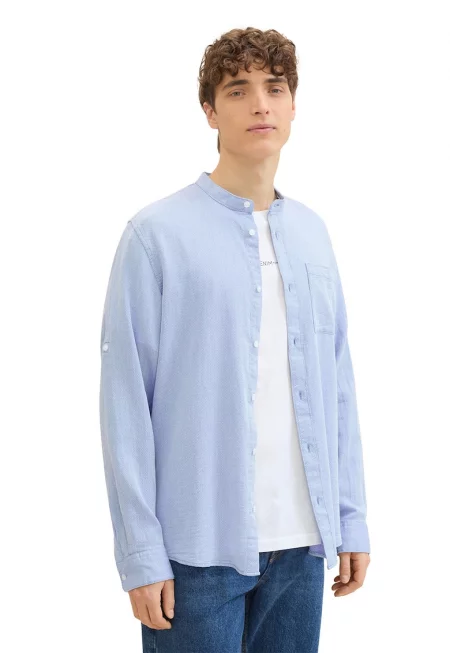 Риза с малка овална яка и джоб - Светлосин