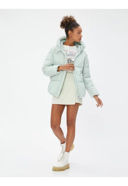 Зимно капитонирано яке с качулка - Ментово зелено