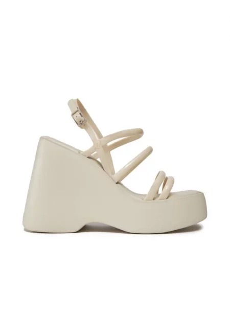 Дамски бежови сандали  Бежов