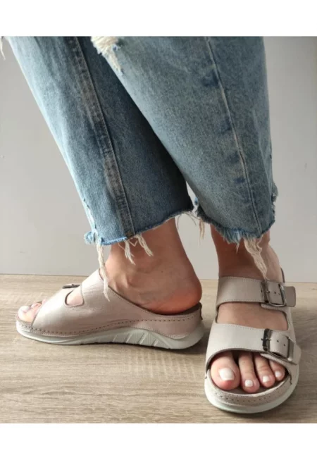 Дамски ежедневни сабо  05-6099 Бежов - Бежов