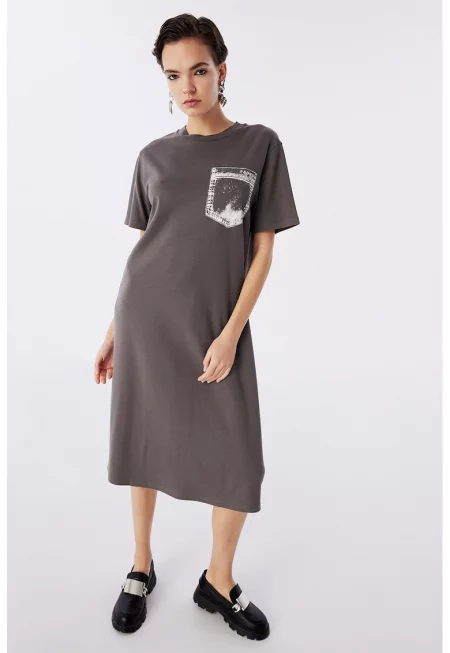 Миди рокля-тениска