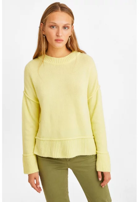 Пуловер с паднали ръкави