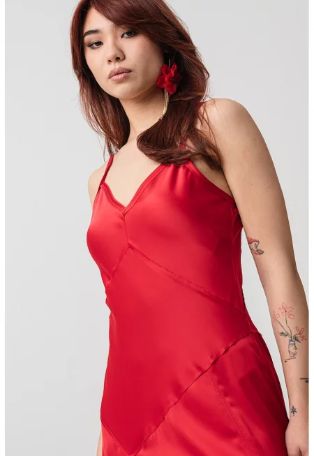 Рокля - Аленочервен