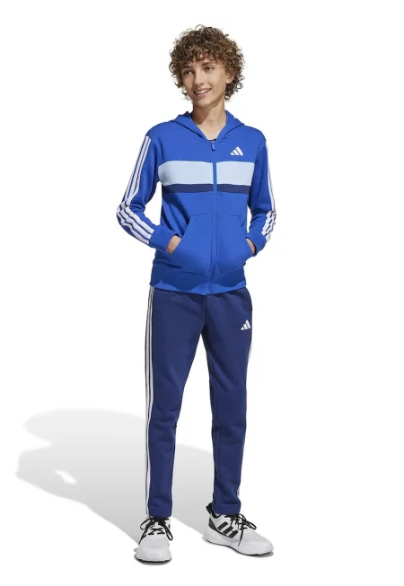 Спортен екип с лого