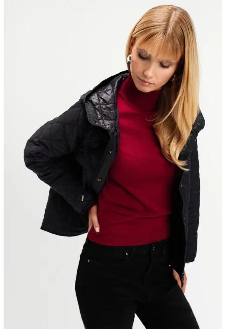 Яке с качулка и скосени джобове