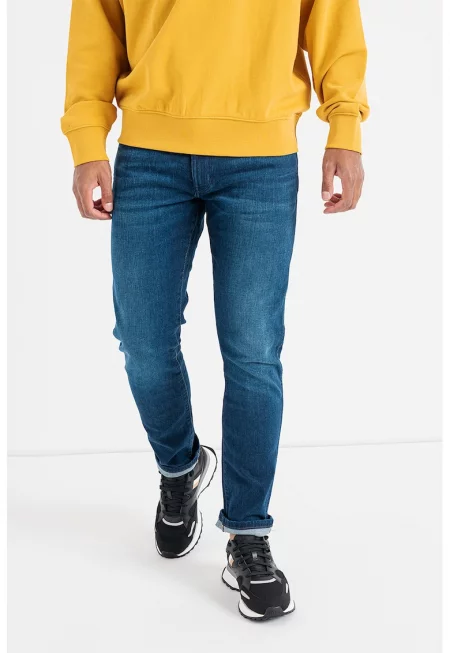 Дънки Larston по тялото