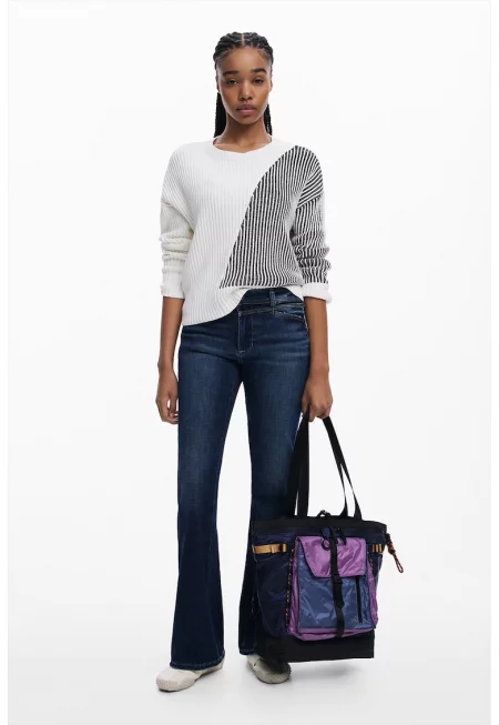 Контрастен пуловер с памук