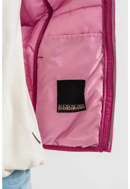 Олекотен елек с ниска яка