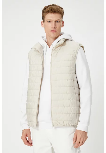 Подплатен елек с джобове встрани