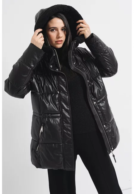 Зимно яке с качулка и връзка