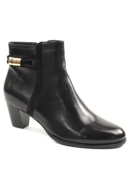 Дамски боти SONIA 151