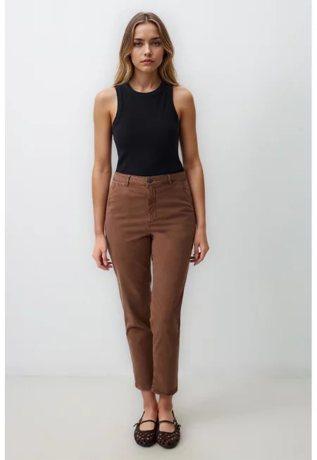 Дънки с висока талия - Тъмнокафяв