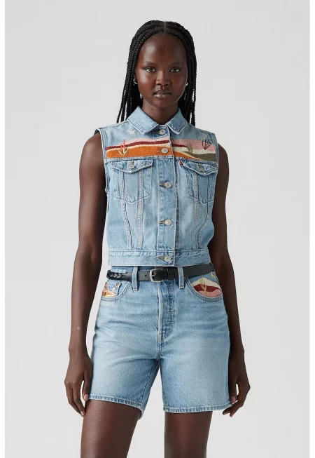 Дънков елек с бродерии