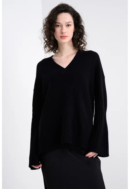 Фино плетен пуловер с вълна