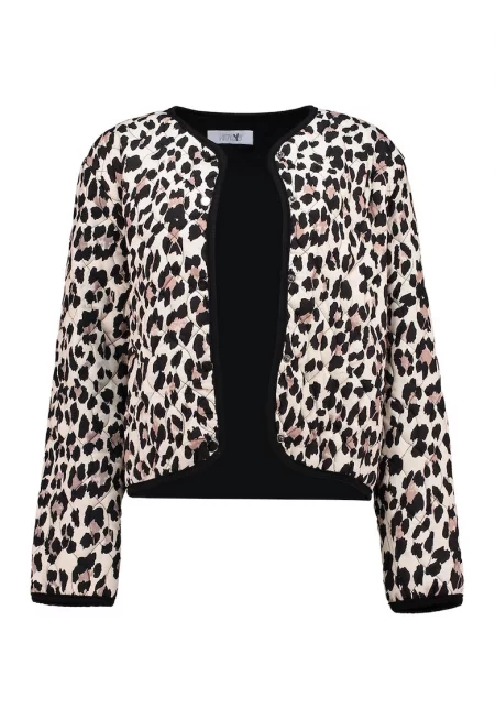 Капитонирано яке с шарка на сърца