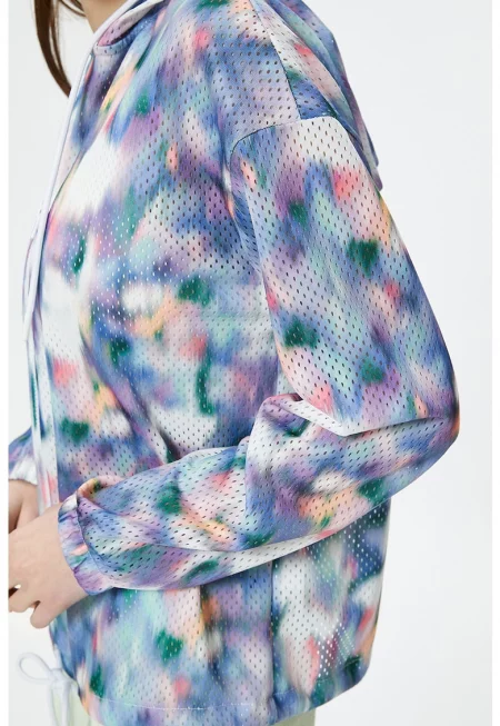 Олекотено яке с батик