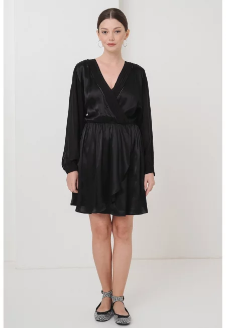 Сатинирана разкроена рокля с модал - Черен