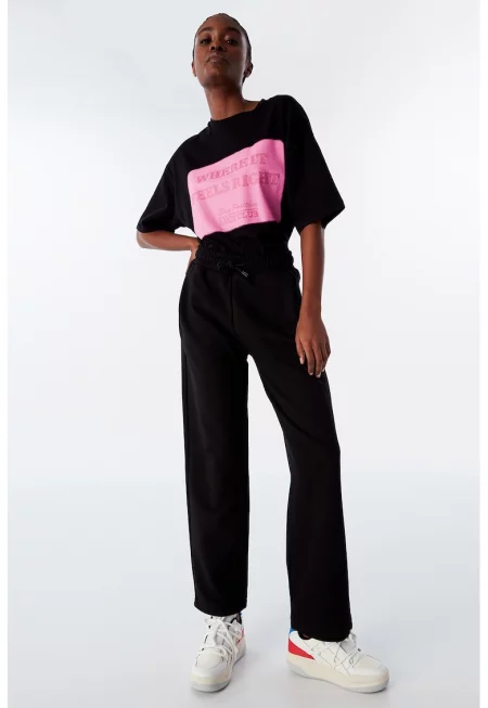 Скосен спортен панталон