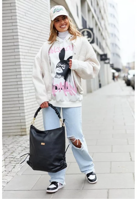 Дамска чанта -  модел Tote - черна - от естествена кожа - с 3 отделения.