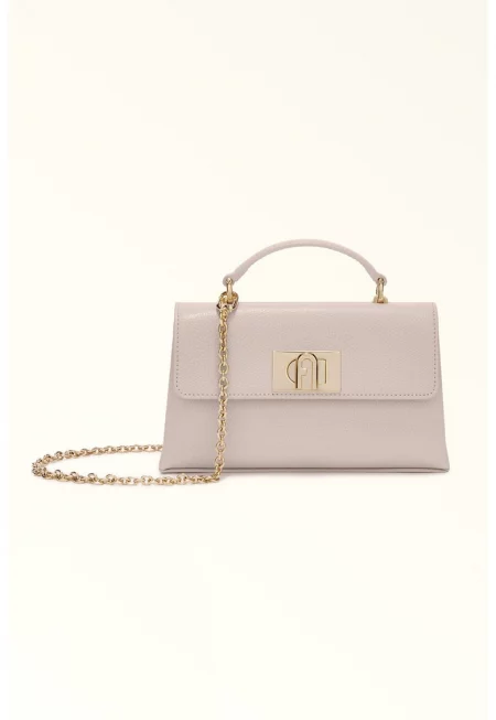 Кожена чанта през рамо с капаче и презрамка с верижка