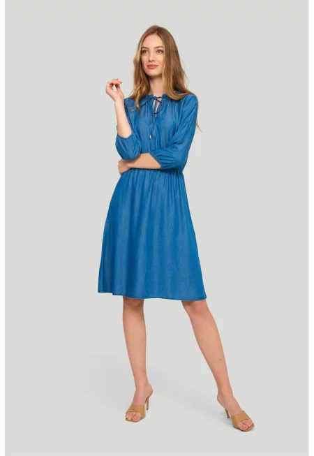 Разкроена рокля от шамбре