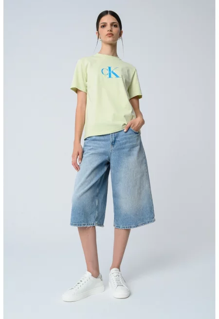 Свободна памучна тениска с лого