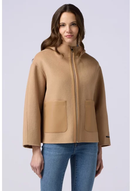 Яке с вълна с качулка