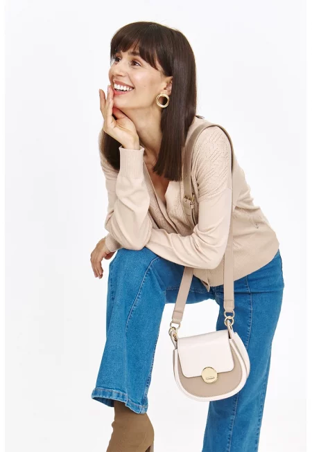 Жилетка със ситни дупчици