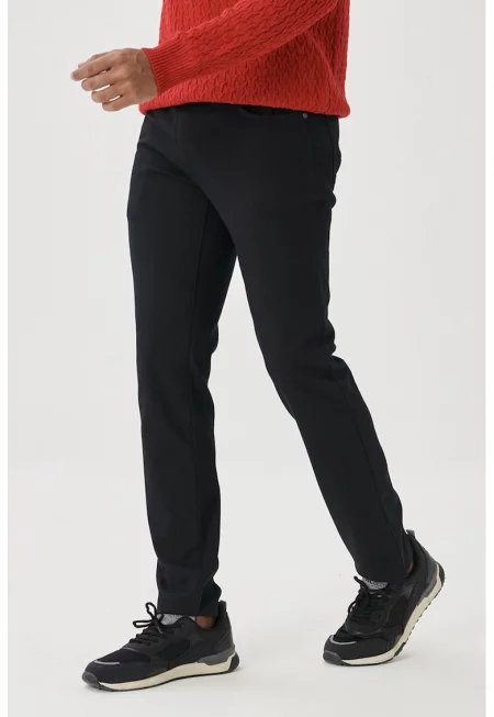 Дънки по тялото с миди талия