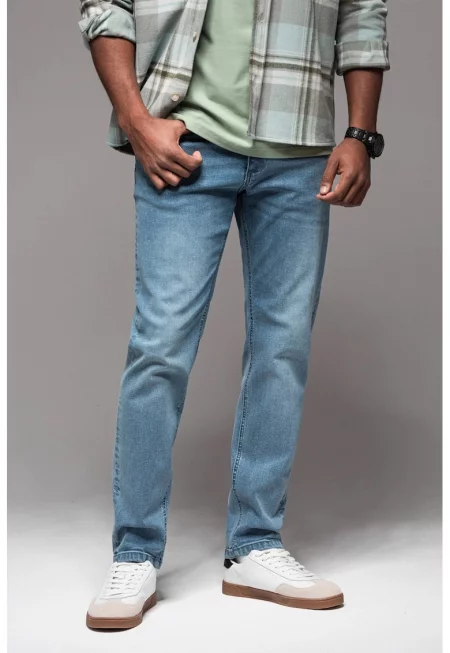 Дънки със средна талия