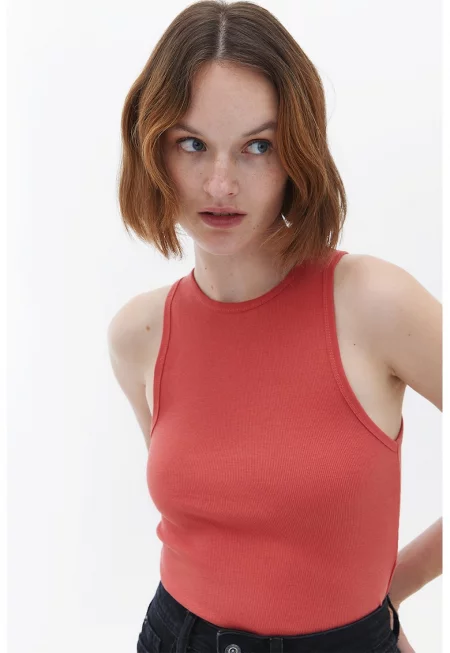 Къс топ с памук