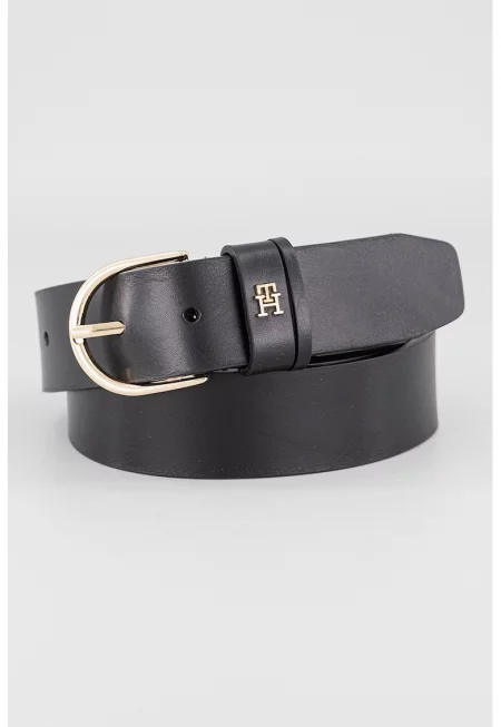 Кожен колан с овална тока