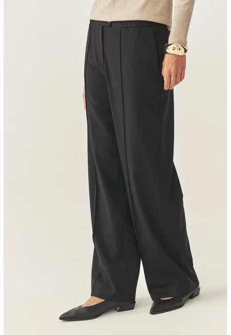 Панталон с широк крачол и басти