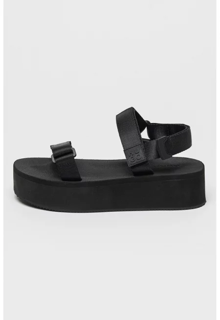 Сандали с равна платформа - Черен