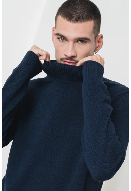 Слим пуловер от органичен памук