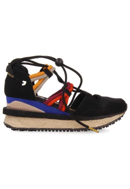 Спортни обувки със скосена подметка и отвори - Черен