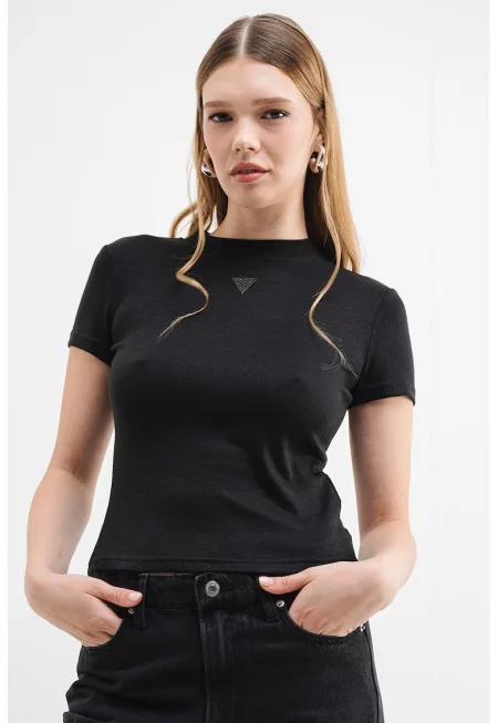 Вталена тениска с декоративни камъни