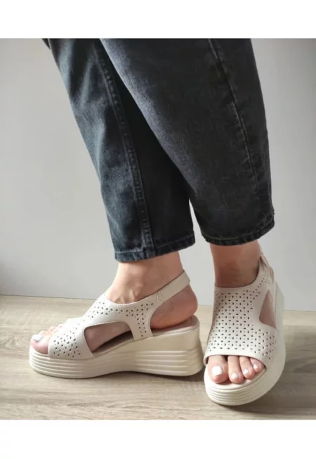 Ежедневни дамски сандали  140017A 52-N Бежов - Бежов - Бежов