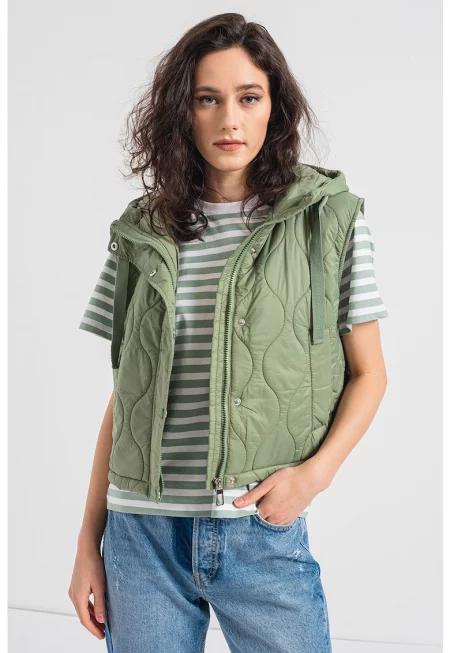 Капитониран подплатен елек Valentina с качулка