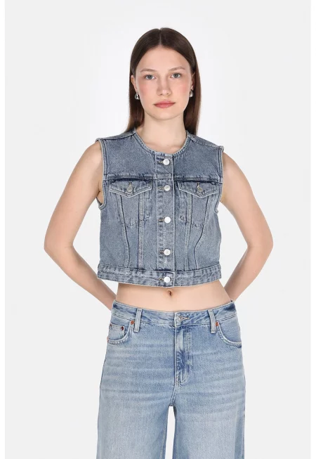 Къс дънков елек