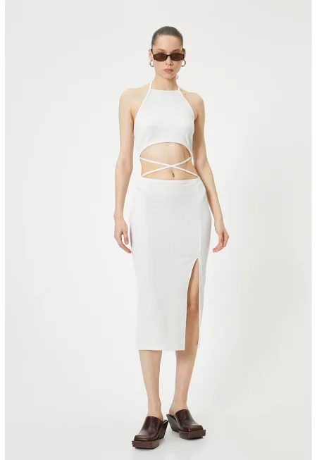 Миди рокля с цепка встрани