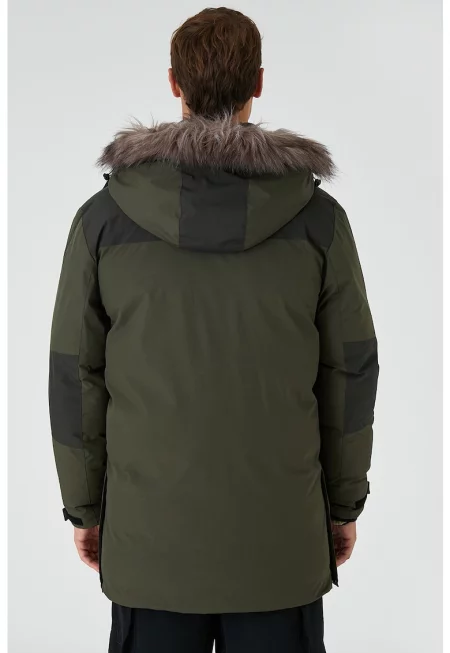 Непромокаемо зимно яке с качулка