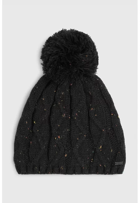 Плетена шапка с помпон