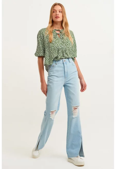 Разкроени дънки с висока талия и протрити зони - Пастелносин