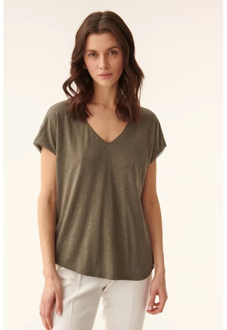 Тениска от органичен памук с шпиц