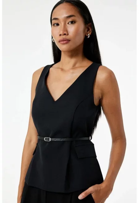 Топ с колан