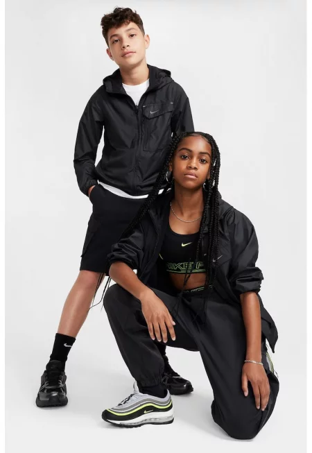 Яке с качулка и три джоба - Черен