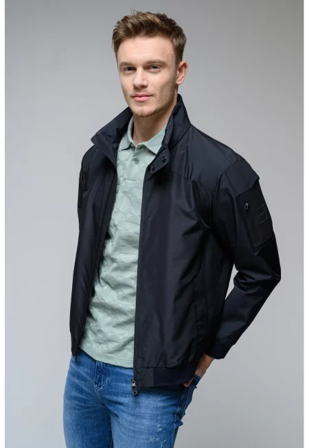 Яке с цип и джобове